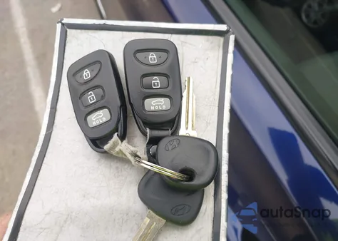 2011 Hyundai Elantra Gls from USA, damaged, VIN 5NPDH4AE2BH044759